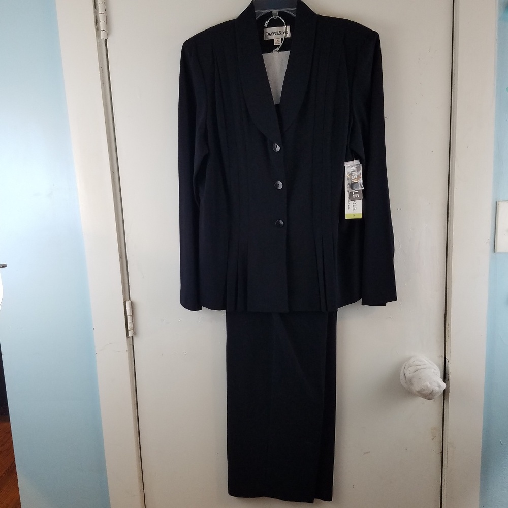 Danny and Nicole womans suit